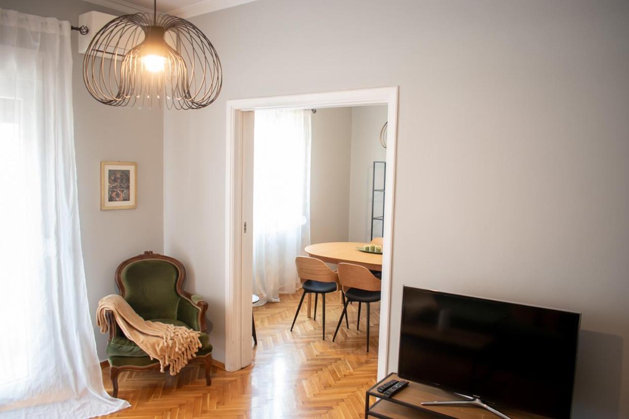 Apartment Vresthenis Atenas Exterior foto